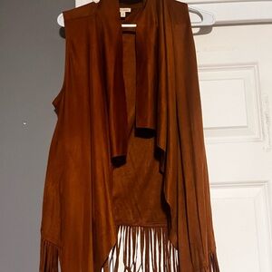 En Creme Brown Fringe Vest